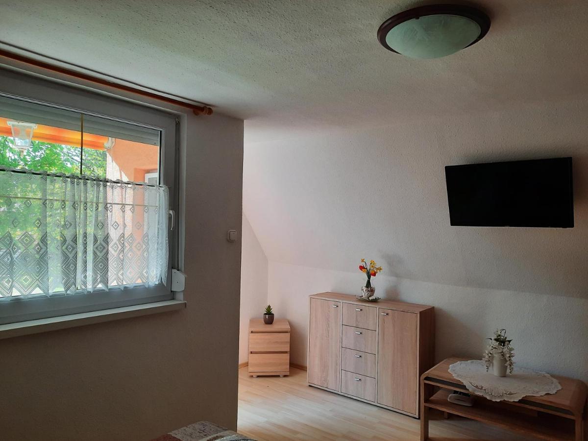 Dora Apartmanhaz Zalakaros Luaran gambar
