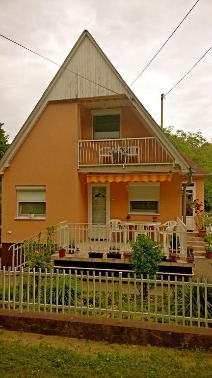 Dora Apartmanhaz Zalakaros Luaran gambar